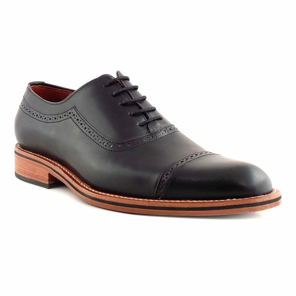 ZAPATO TITAN NEGRO. - Image 2