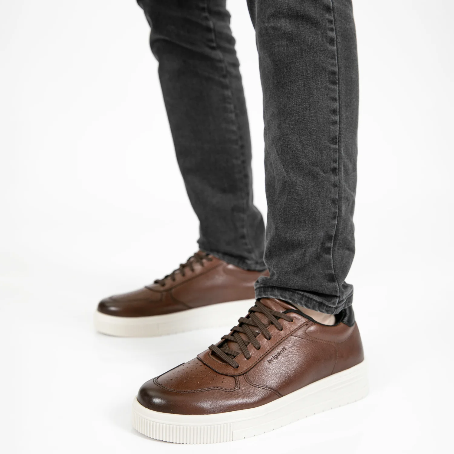 ZAPATILLA LUC MARRON - Image 7