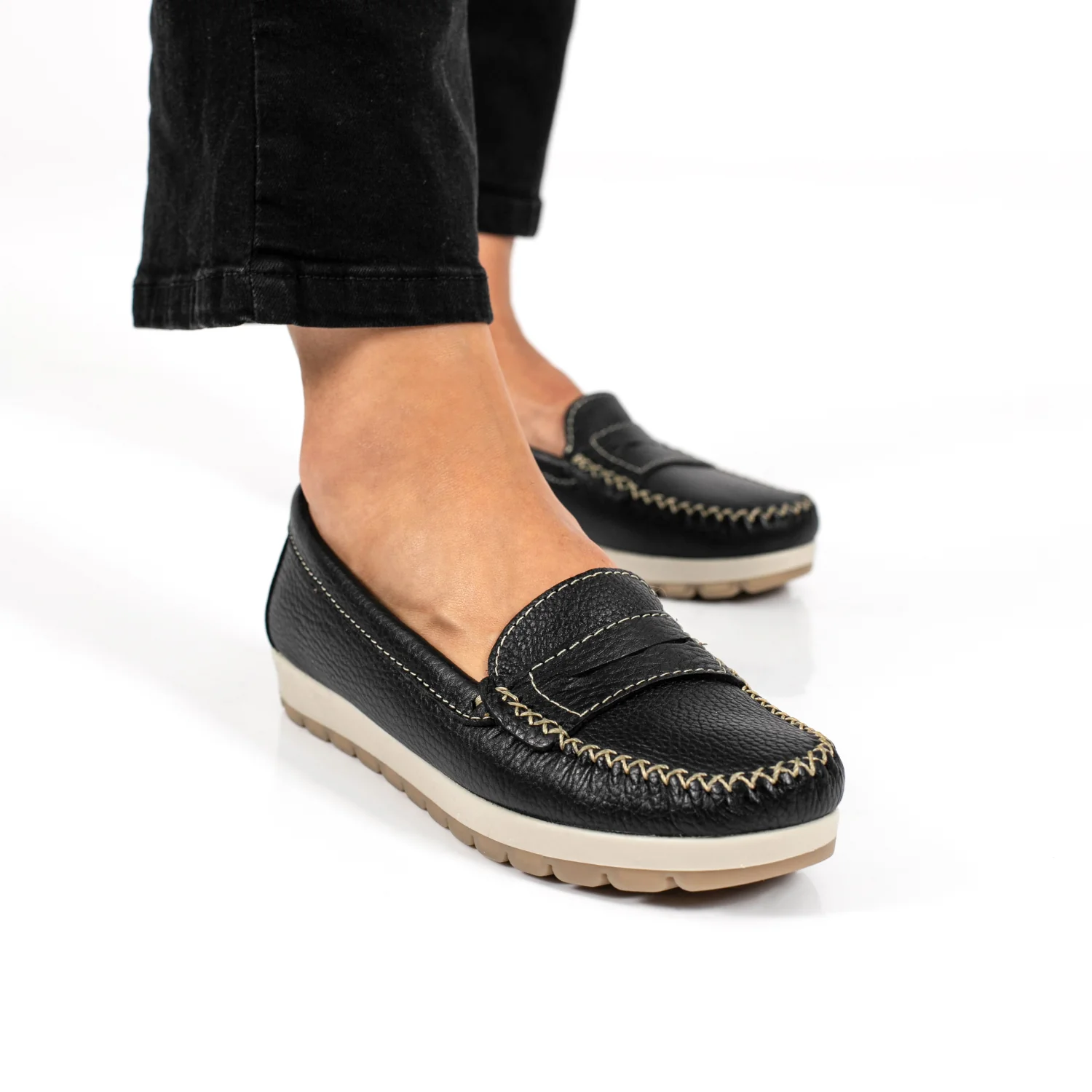 MOCASÍN PAMPA SOFT NEGRO - Image 9