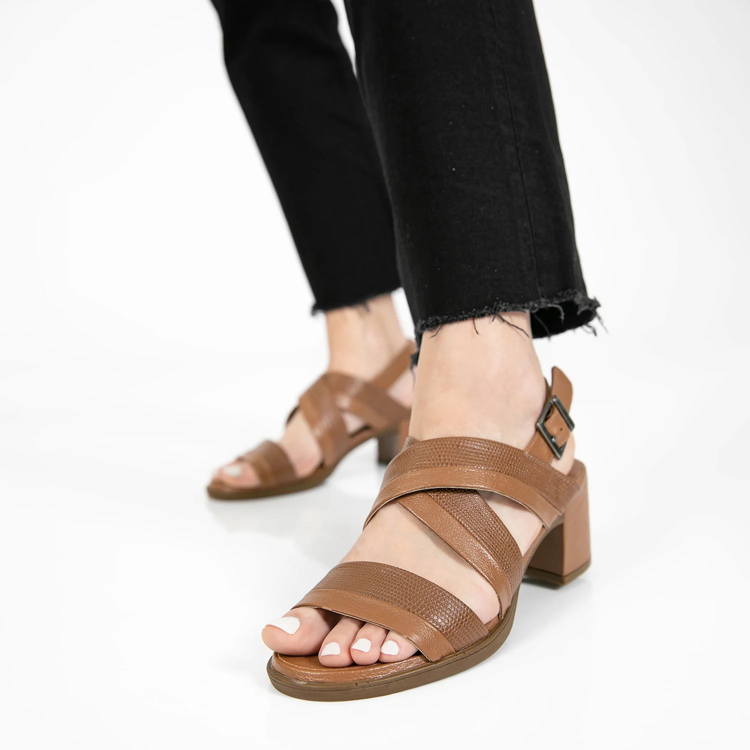 SANDALIA FLORA MARRON - Image 7