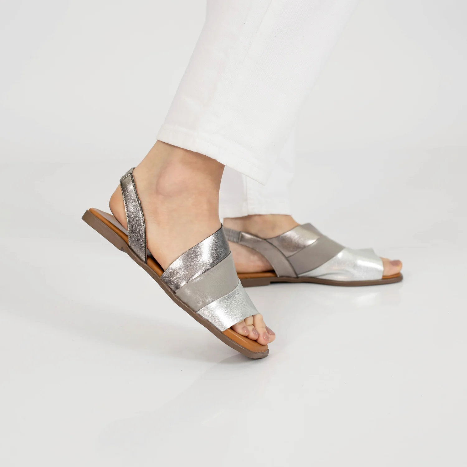 SANDALIA ERODE PLATA - Image 7