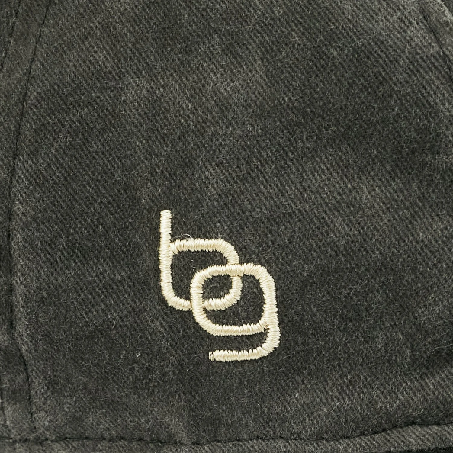 GORRA BG NEGRA - Image 5